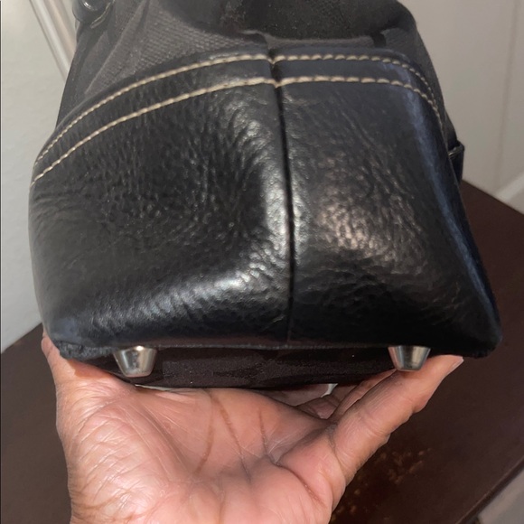 Coach Black and Tan Hampton Hook and Loop Satchel. - Picture 7 of 10